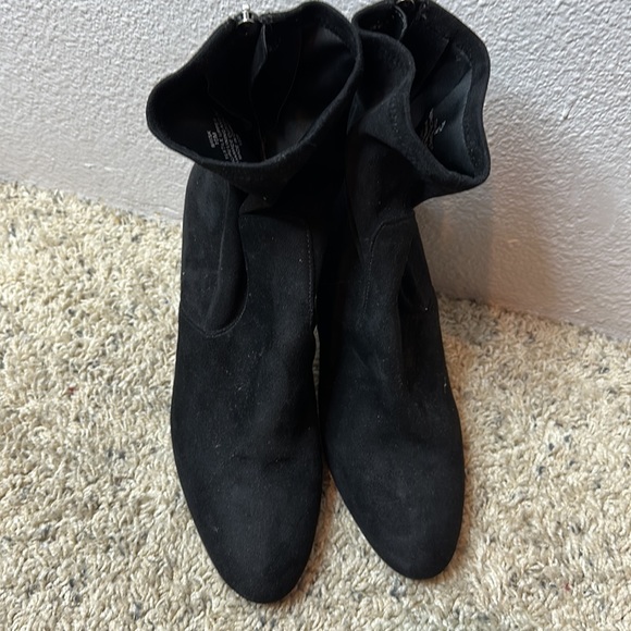 Steve Madden Brisk Block-Heel Sock Booties Size 10 NWOT - Picture 6 of 9